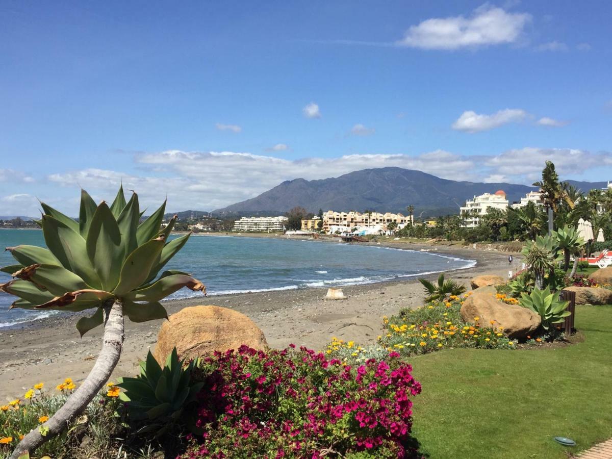 Casa Cachita-En 1ª Linea De Playa Leilighet Estepona Eksteriør bilde